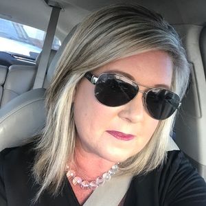 Meet your Posher, Tracey